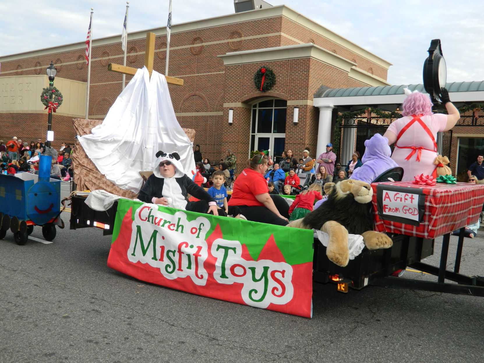 Mooresville Christmas Parade (273).JPG
